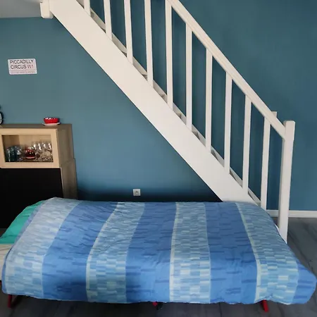 Joli Dans Quartier Calme De Perpignano