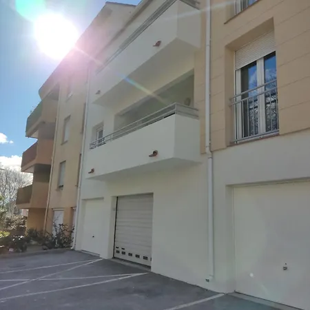 Appartamento Joli Dans Quartier Calme De *