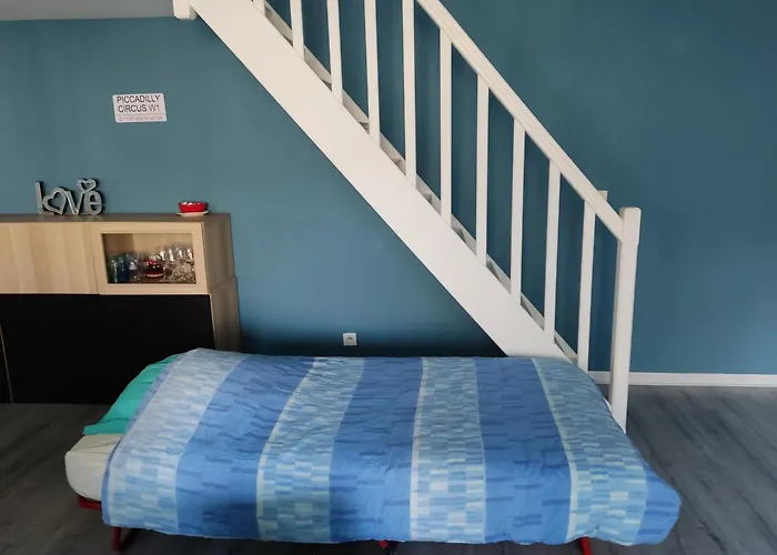 Joli Dans Quartier Calme De Perpignano