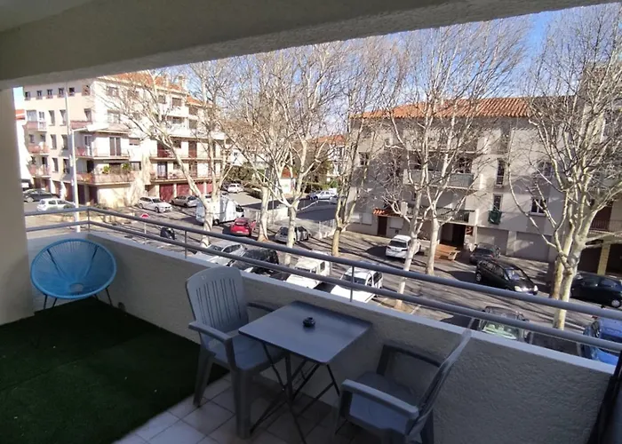 Joli Dans Quartier Calme De * Perpignan